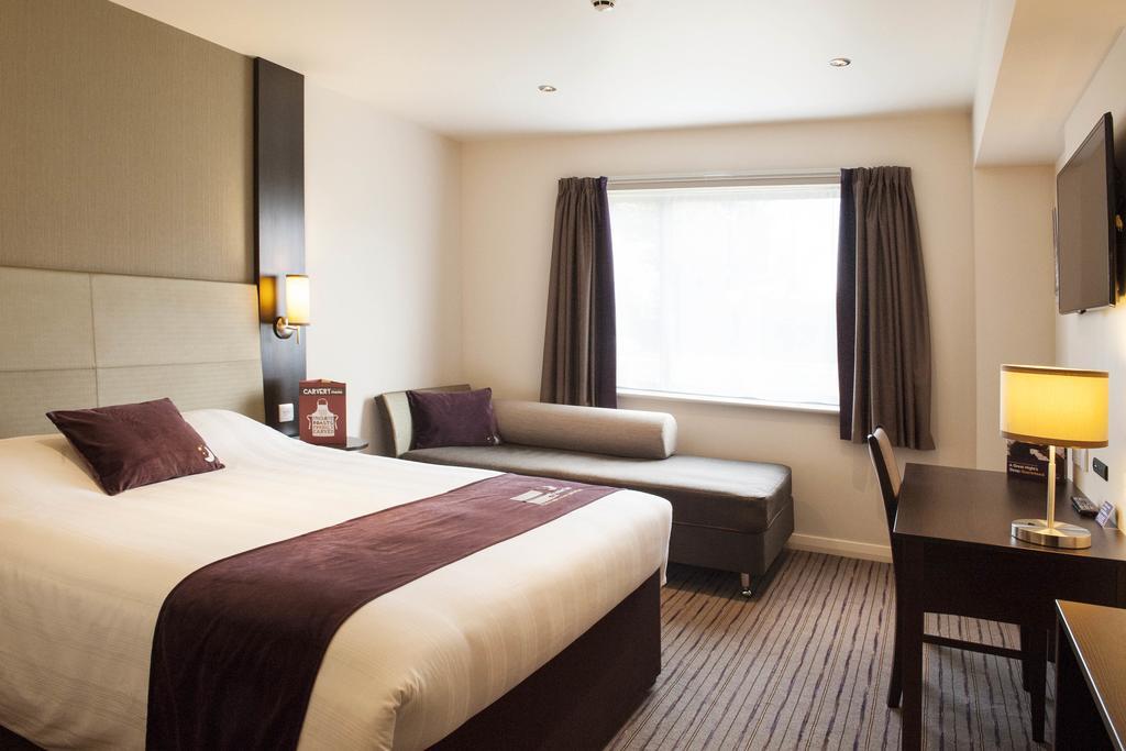 Premier Inn Tring Phòng bức ảnh