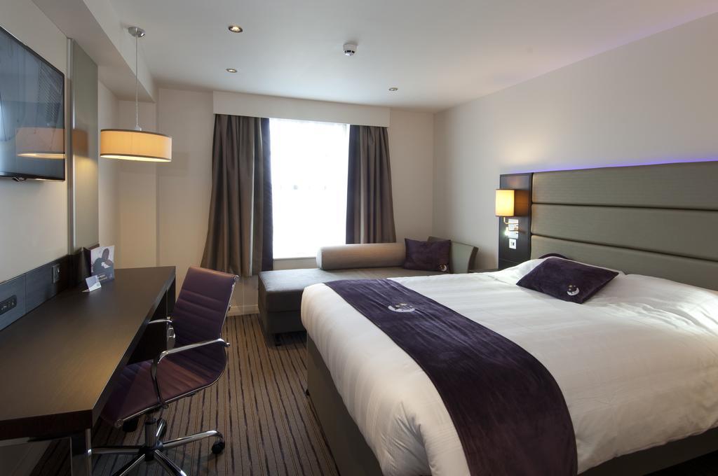 Premier Inn Tring Phòng bức ảnh